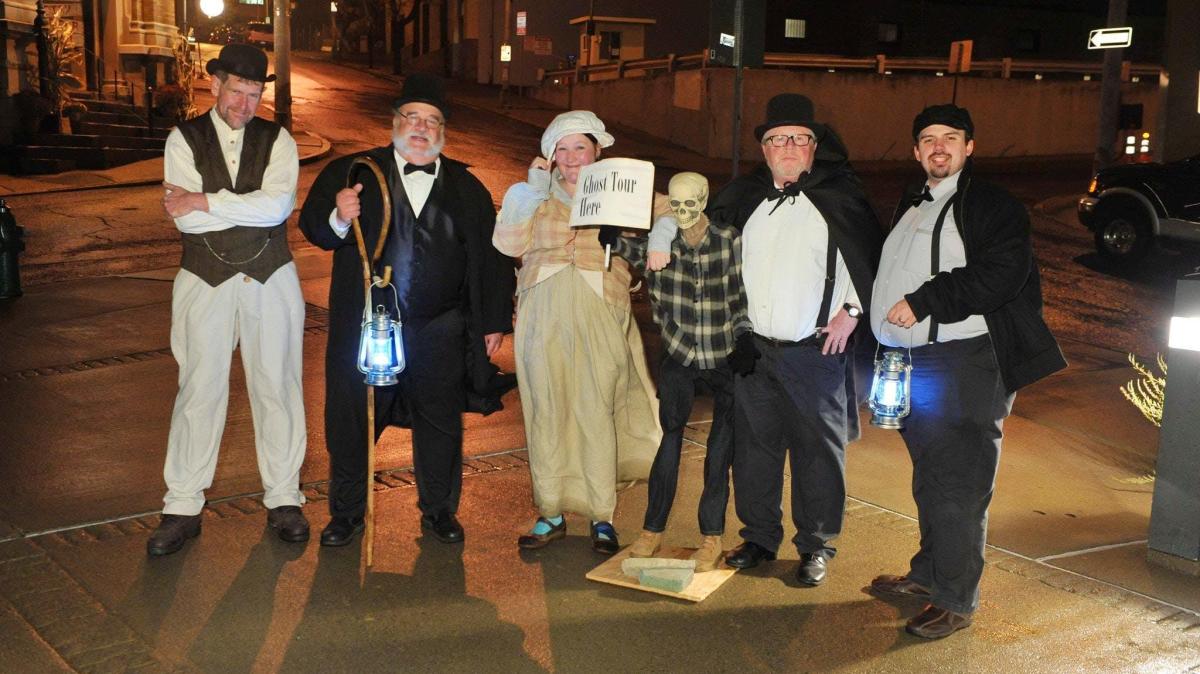 Private Tour – Edgar Allan Spook Image 1